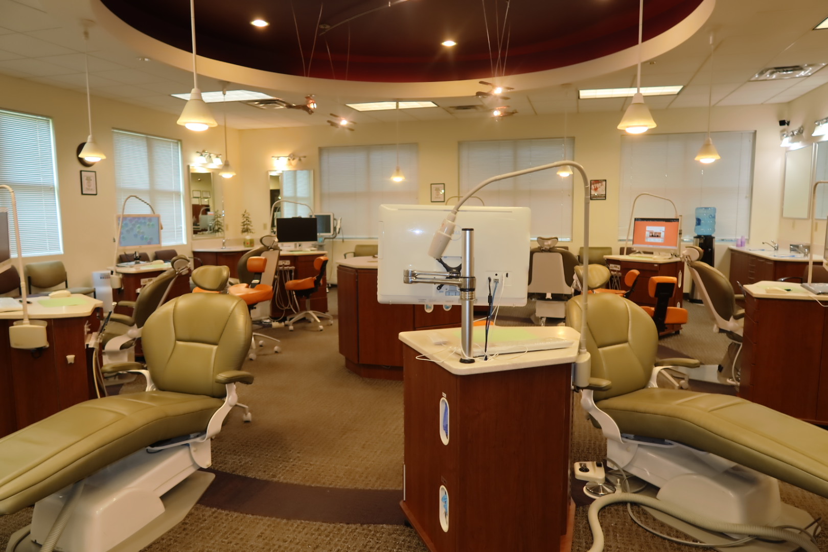 Orthodontic chairs and clinical equipment at Kulkarni Orthodontics